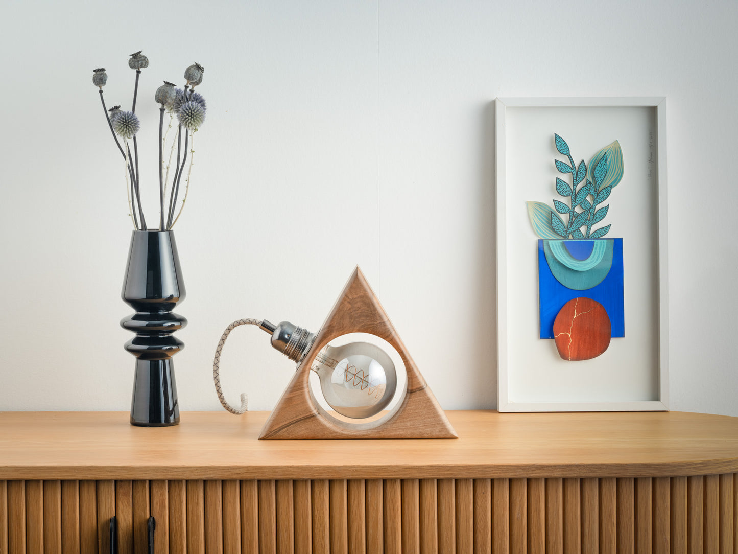 Lampe à poser artisanale en noyer massif - Modèle Barnabé