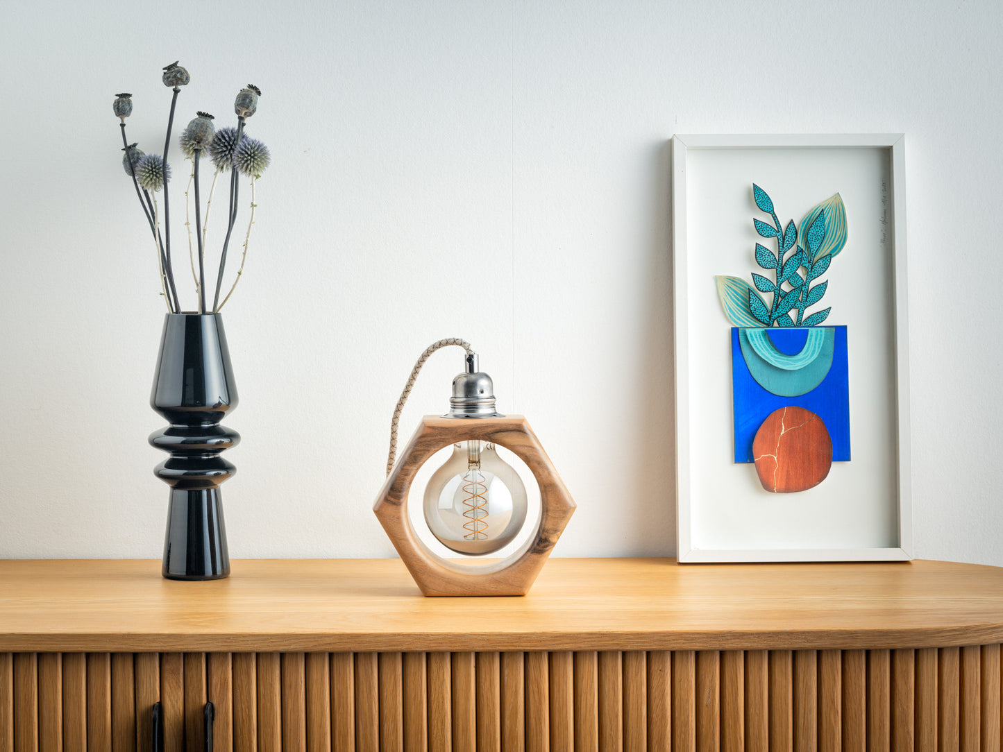 Lampe à poser artisanale en noyer massif - Modèle Léon